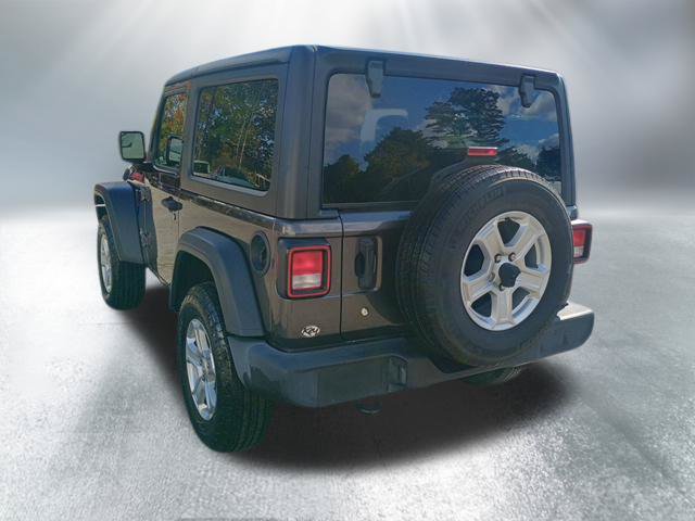Used 2020 Jeep Wrangler Sport AWD/4WD image 3