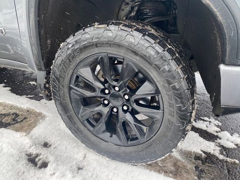 Used 2020 GMC Sierra 1500 AT4 image 38