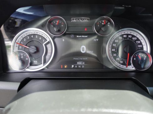 Used 2022 RAM 1500 Classic SLT w/ Electronics Convenience Group AWD/4WD image 52