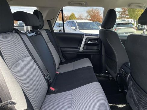 Used 2022 Toyota 4Runner SR5 image 17