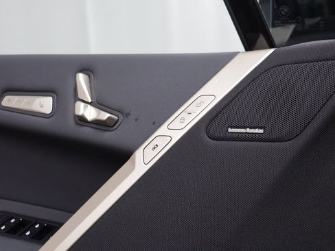 New 2026 BMW iX xDrive45 image 8