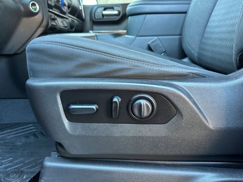 Used 2021 Chevrolet Silverado 1500 LT Trail Boss image 12