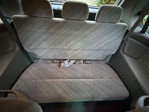 Used 2004 Honda Odyssey EX image 25