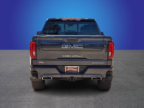 Used 2022 GMC Sierra 1500 Denali Ultimate AWD/4WD image 5