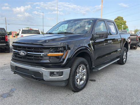 Used 2025 Ford F150 XLT w/ Equipment Group 301A Standard AWD/4WD image 2