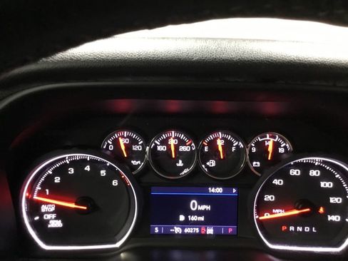 Used 2020 Chevrolet Silverado 1500 LT Trail Boss image 31