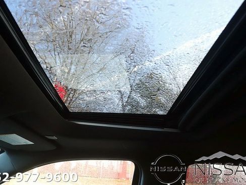 Used 2020 GMC Sierra 1500 AT4 w/ AT4 Premium Package image 29