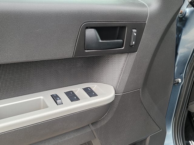 Used 2012 Ford Escape XLT FWD image 18