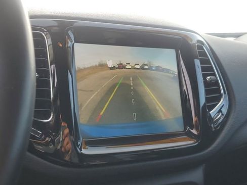 Certified 2019 Jeep Compass Limited image 21