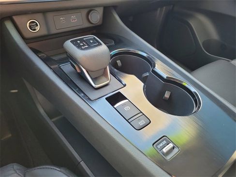 Used 2023 Nissan Rogue SV w/ SV Premium B Package image 29