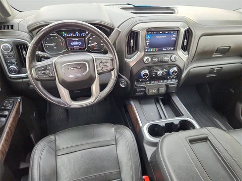 Used 2022 GMC Sierra 1500 Denali w/ Denali Reserve Package image 10