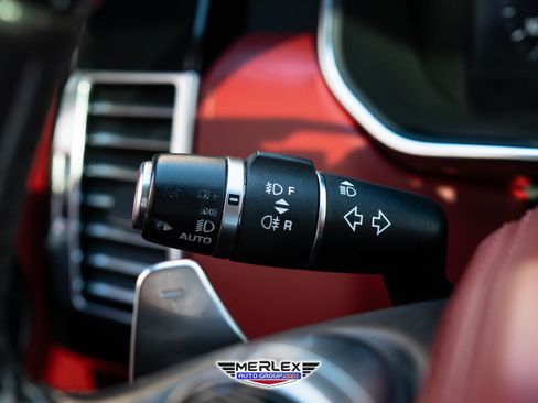 Used 2019 Land Rover Range Rover Autobiography image 31