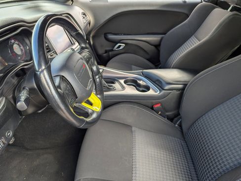 Used 2021 Dodge Challenger R/T w/ Driver Convenience Group image 23