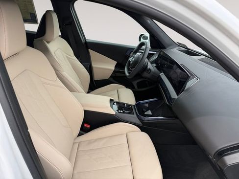 Certified 2026 BMW X3 xDrive30 w/ Premium Package image 15