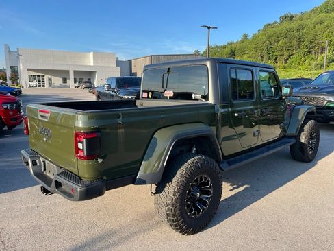 Used 2021 Jeep Gladiator Sport AWD/4WD image 4