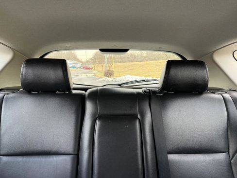 Used 2013 MAZDA MAZDA3 i Touring image 19