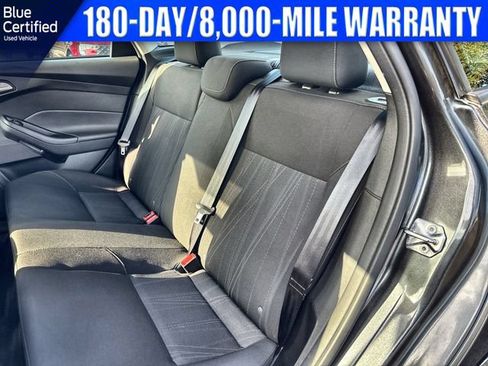 Used 2018 Ford Focus SE FWD image 31