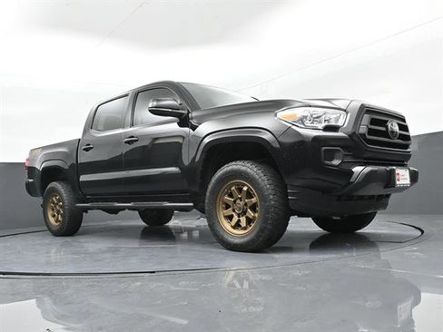 Certified 2023 Toyota Tacoma SR AWD/4WD image 29