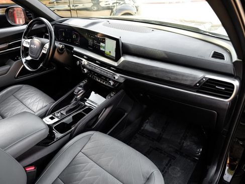 Used 2023 Kia Telluride EX X-Line image 10