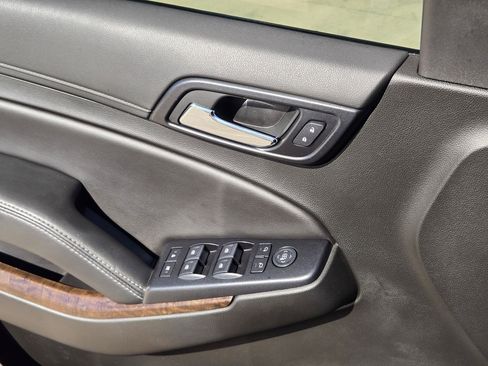 Certified 2019 Chevrolet Tahoe LT image 11