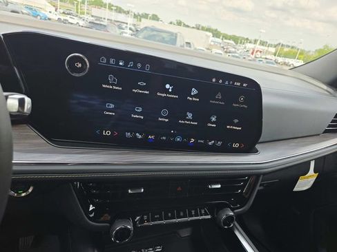 New 2026 Chevrolet Suburban Premier w/ Sun And Tow Package AWD/4WD image 23