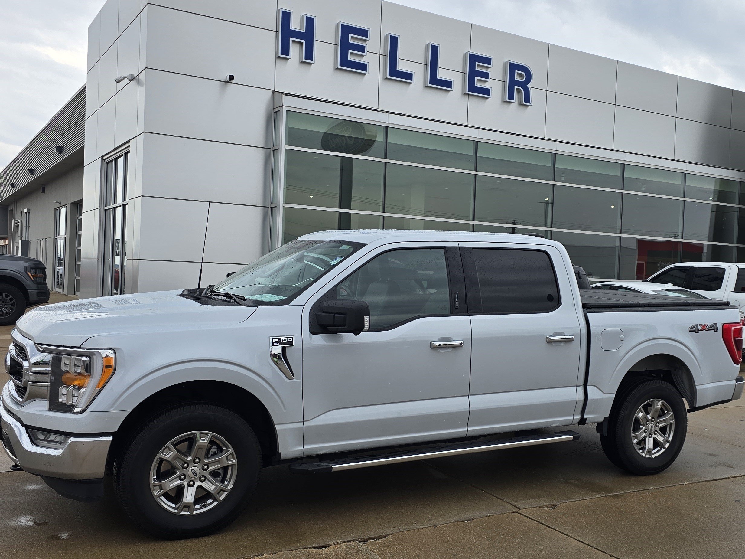 Used 2022 Ford F150 XLT w/ Equipment Group 302A High AWD/4WD image 3