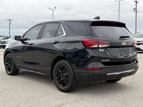 Used 2024 Chevrolet Equinox LT w/ LPO, Floor Liner Package FWD image 3