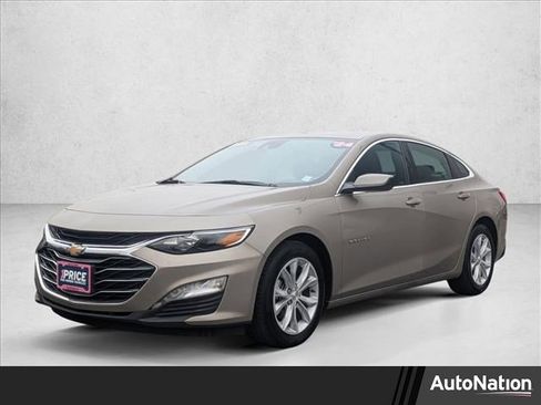 Used 2024 Chevrolet Malibu LT image 1