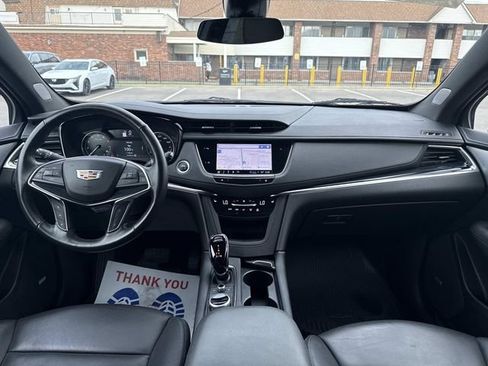 Certified 2024 Cadillac XT5 Premium Luxury AWD/4WD image 36