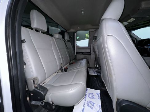 Used 2022 Ford F250 XL w/ Power Equipment Group AWD/4WD image 25