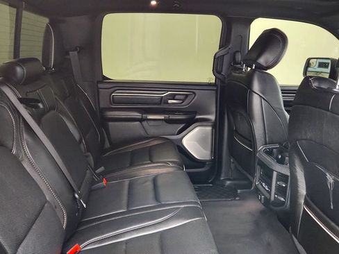 Used 2020 RAM 1500 Limited w/ Black Appearance Package AWD/4WD image 23
