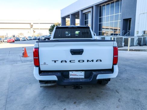 Used 2024 Toyota Tacoma SR5 image 7