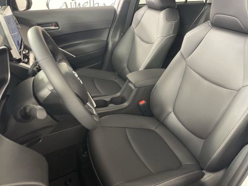 New 2026 Toyota Corolla Cross XLE image 19