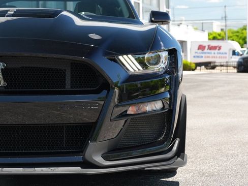 Used 2022 Ford Mustang Shelby GT500 w/ Technology Package RWD image 27