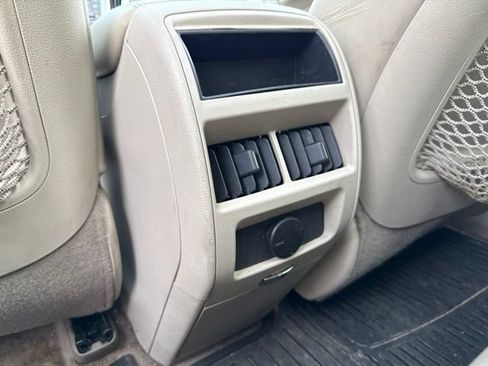Used 2012 Cadillac SRX Luxury AWD/4WD image 26