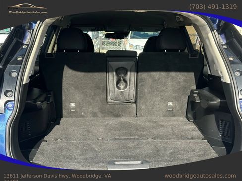 Used 2019 Nissan Rogue S image 27