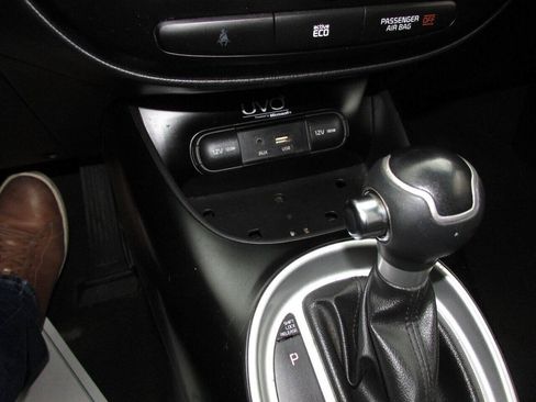 Used 2015 Kia Soul FWD image 55