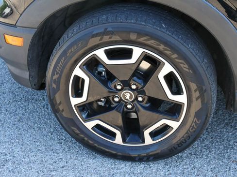 Used 2022 Ford Bronco Sport Outer Banks w/ Tech Package AWD/4WD image 7