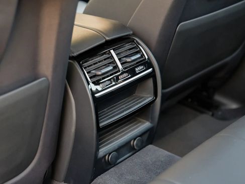 Used 2018 BMW 530i RWD image 48