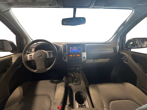 Used 2020 Nissan Frontier SV RWD image 31