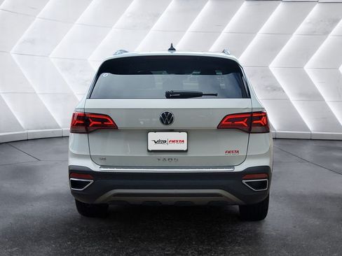 Used 2023 Volkswagen Taos SE FWD image 5
