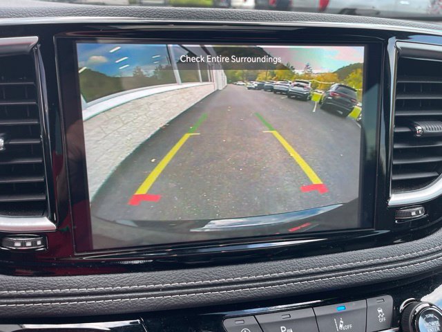 Used 2026 Chrysler Pacifica Limited FWD image 25