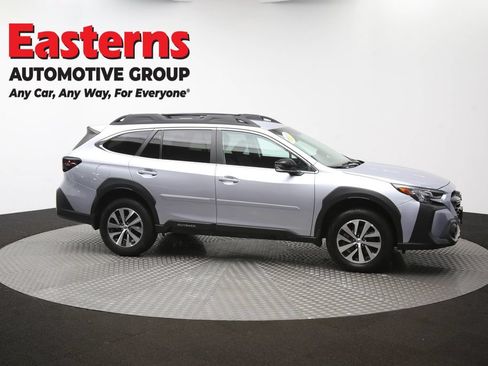 Used 2025 Subaru Outback Premium AWD/4WD image 40