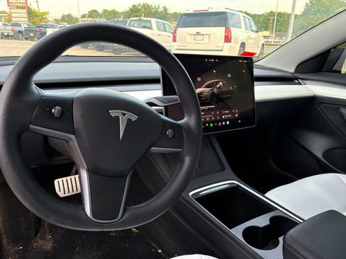 Used 2023 Tesla Model 3 Performance AWD/4WD image 3