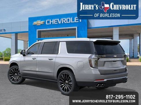 New 2026 Chevrolet Suburban High Country AWD/4WD image 4
