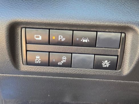 Used 2025 Nissan Kicks Play S FWD image 29