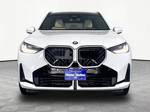Used 2025 BMW X3 xDrive30 AWD/4WD image 3