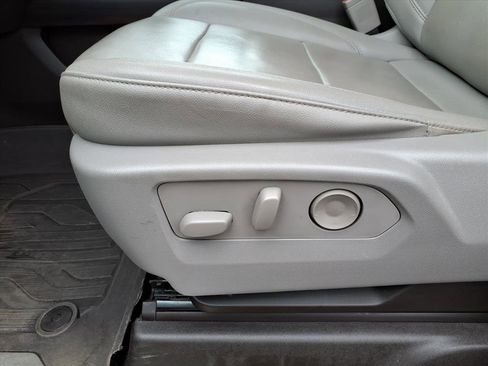 Used 2024 GMC Sierra 1500 SLT w/ SLT Premium Plus Package image 10