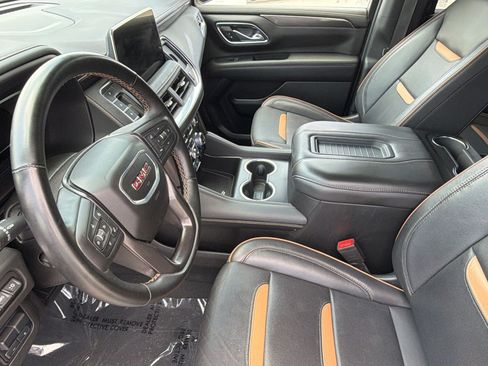 Used 2024 GMC Yukon AT4 w/ AT4 Premium Plus Package AWD/4WD image 5