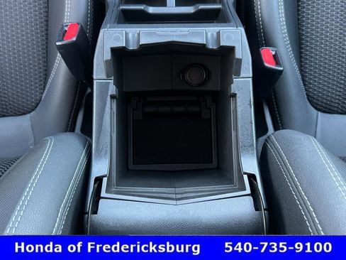 Used 2019 Subaru Forester Premium w/ All-Weather Package image 30